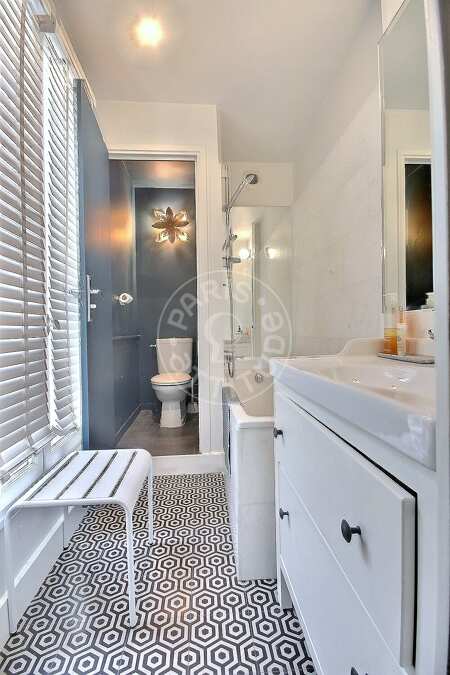 Bathroom Furnished apartment - 103m²  - 2 bedrooms - Marx Dormoy - Paris