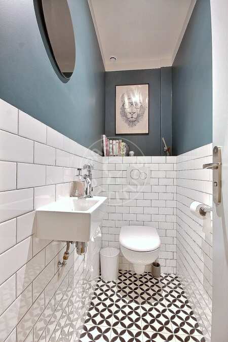 Toilet Furnished apartment - 103m²  - 2 bedrooms - Marx Dormoy - Paris