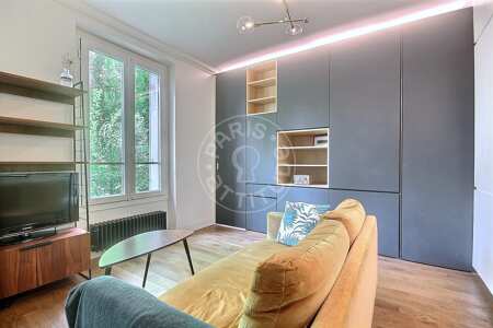 Salon Appartement meublé - 32m²  - 1 chambre - Jules Joffrin - Mairie du 18ème - Paris