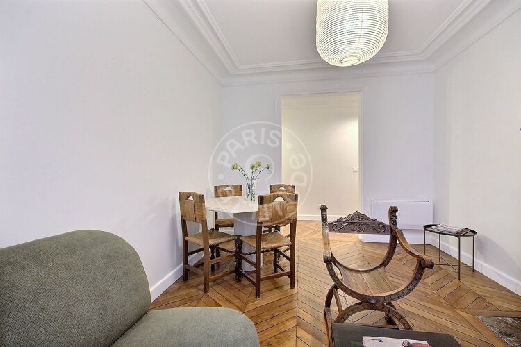 Living room - Furnished 1 bedroom - Paris 75009 - 15397