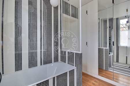 Badezimmer Möblierte wohnung - 140m²  - 3 Zimmer - Ecole Militaire / Unesco / Duroc - Paris