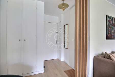 Entrada Apartamento mobilado - 47m²  - 1 quarto - Montmartre / Place des Abbesses - Paris