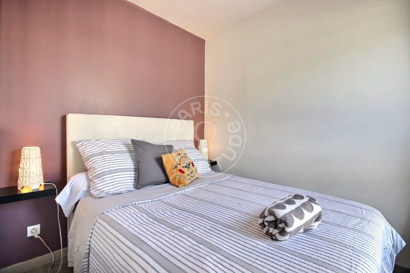 Möblierte Alkovenwohnung - Paris 75011 - 15406