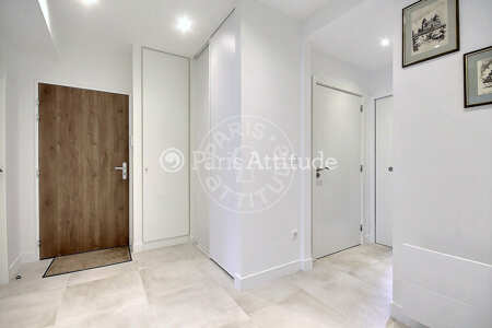 Eingangsbereich Möblierte wohnung - 77m²  - 2 Zimmer - Buttes-Chaumont - Paris