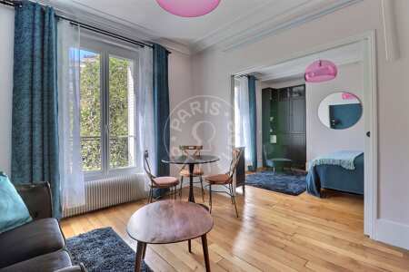 Living room Furnished apartment - 43m²  - 2 bedrooms - Porte de Vanves - Paris