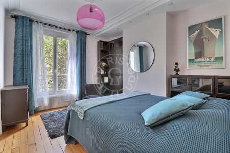 Bedroom Furnished apartment - 43m²  - 2 bedrooms - Porte de Vanves - Paris