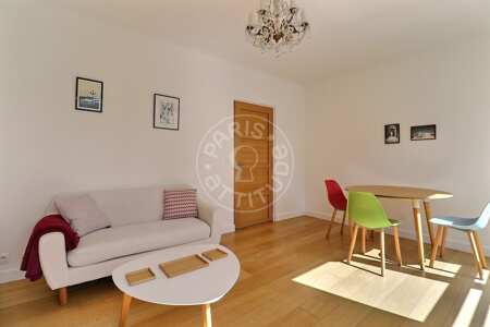 Living room Furnished apartment - 48m²  - 1 bedroom - Commerce - Paris