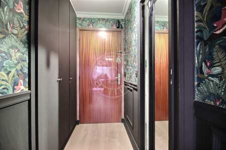 Entrée Studio meublé - 25m²  - Champs-Elysées - Paris