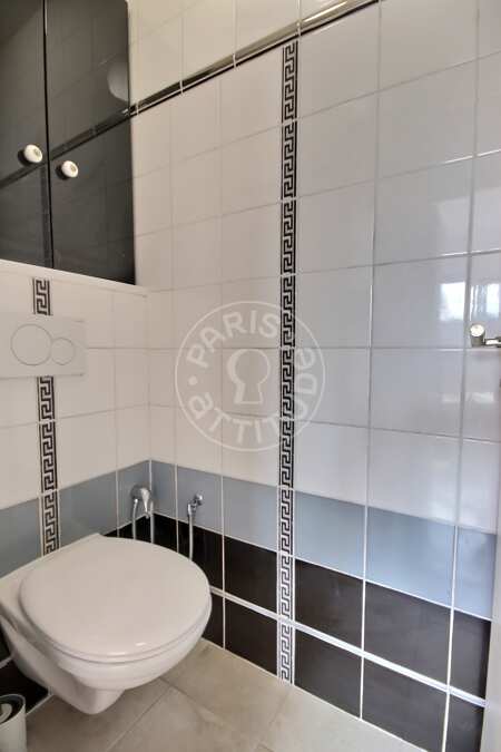 WC Apartamento mobilado - 75m²  - 2 quartos - Canal de l'Ourcq - Paris