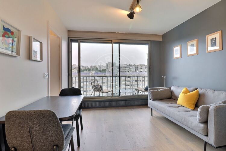 Wohnzimmer - Möblierte 1 Zimmer - Paris 75011 - 15436