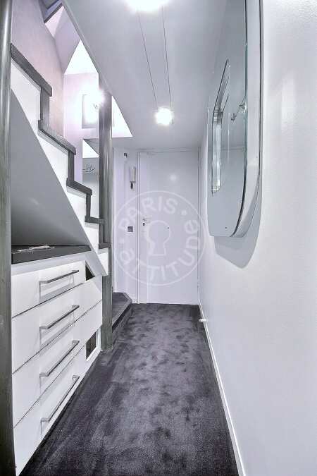 Entrée Duplex meublé - 125m² - 3 chambres - Batignolles - Paris