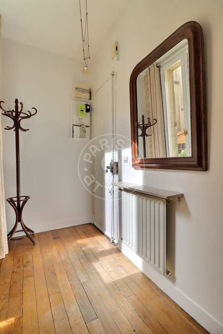 Eingangsbereich Möblierte wohnung - 45m²  - 1 Zimmer - Montmartre / Place des Abbesses - Paris