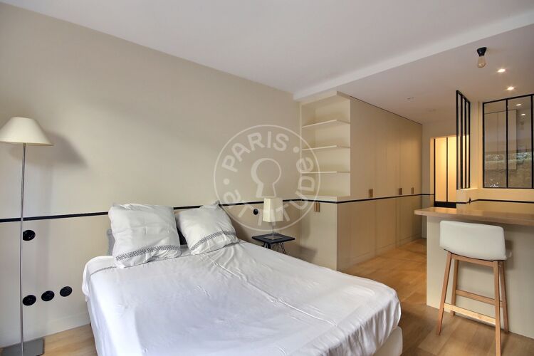 Salon - Studio meublé - Paris 75008 - 15453