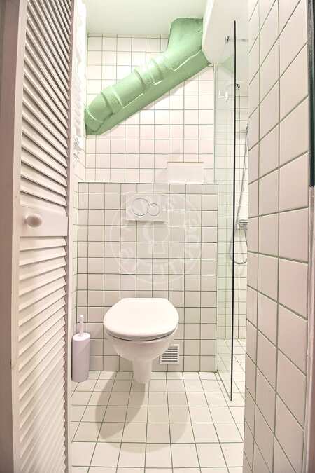 Salle de bain Studio meublé - 13m²  - Neuilly-sur-Seine