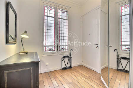 Entrée Appartement meublé - 106m² - 2 chambres - Jasmin / Mozart - Paris