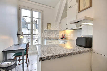 Cuisine Appartement meublé - 106m² - 2 chambres - Jasmin / Mozart - Paris