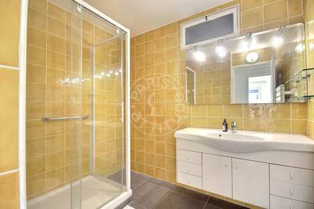 Casa de banho Apartamento mobilado - 80m²  - 2 quartos - Jardin des Plantes - Paris