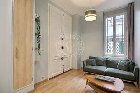 Salon Appartement meublé - 26m²  - 1 chambre - Saint-Lazare - Paris