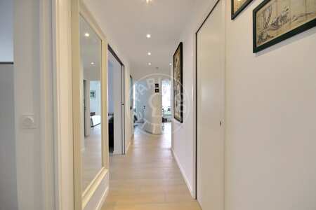 Eingangsbereich Möblierte wohnung - 92m²  - 3 Zimmer - Porte/Quai d'Ivry - Paris