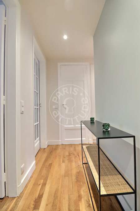 Entrada Apartamento mobilado - 55m²  - 2 quartos - Alésia - Paris