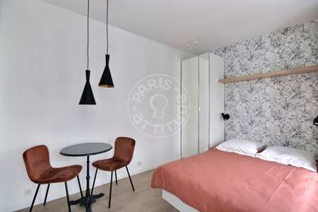 Sala Quitinete mobilado - 17m²  - Tour Eiffel - Paris
