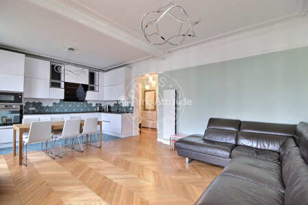 Living room Furnished apartment - 84m²  - 3 bedrooms - Oberkampf - Paris