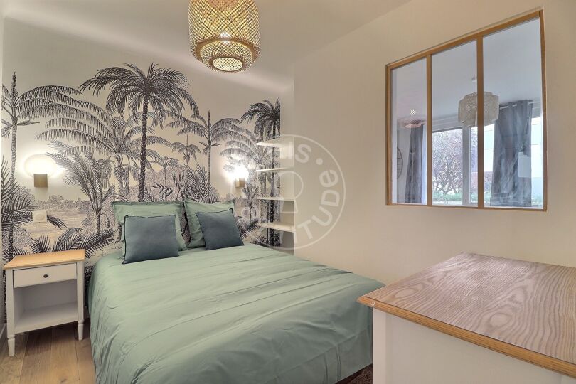 1 locale arredato - Boulogne-Billancourt 92100 - 16540