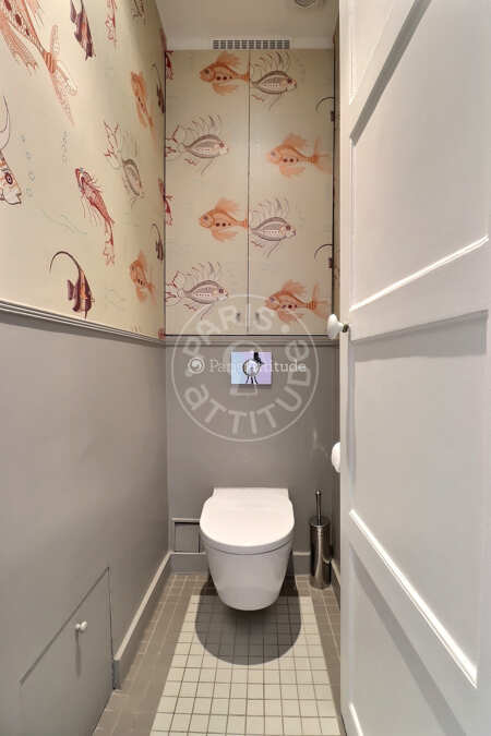 Toilettes Maison meublée - 226m² - 4 chambres - Convention - Paris