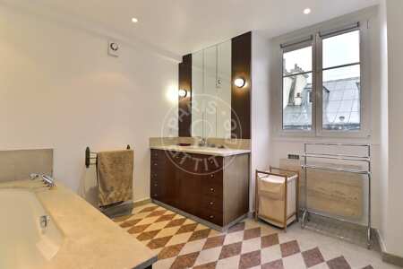 Baño Piso amueblado - 94m²  - 1 dormitorio - Pyramides / Palais Royal - París
