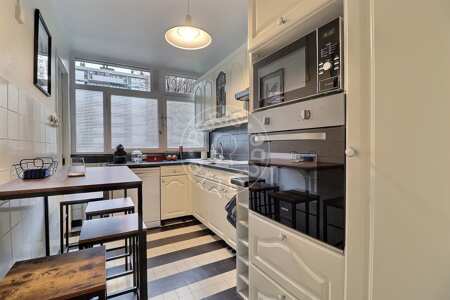 Cozinha Apartamento mobilado - 89m²  - 4 quartos - Porte des Lilas - Paris