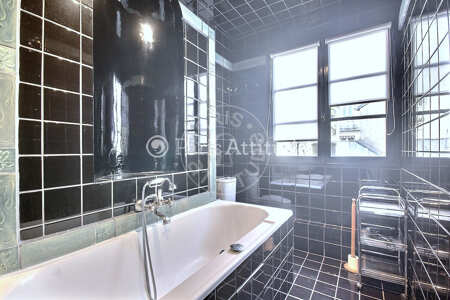 Salle de bain Appartement meublé - 53m²  - 1 chambre - Latin / Saint-Michel - Paris