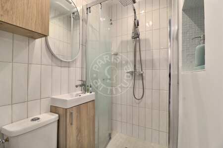 Baño Piso amueblado - 25m²  - 1 dormitorio - Charonne - París
