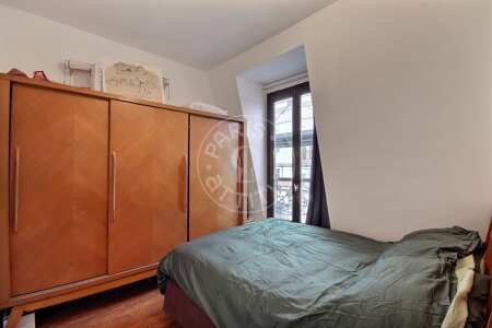 Bedroom Furnished apartment - 30m²  - 1 bedroom - Belleville - Paris