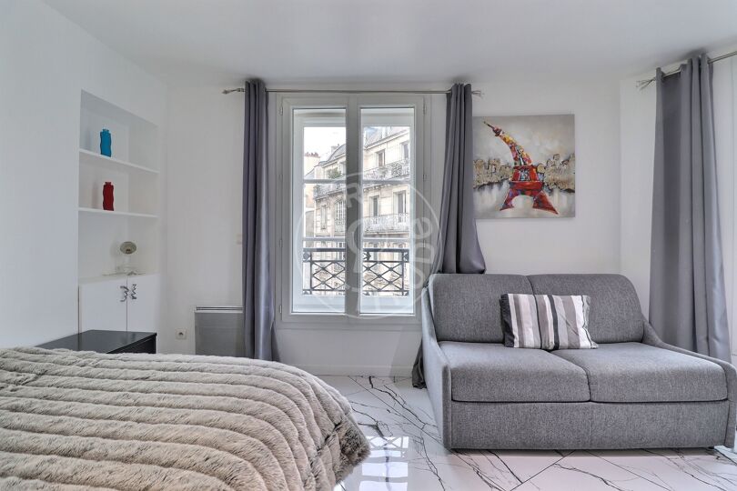 Furnished studio - Paris 75008 - 1660
