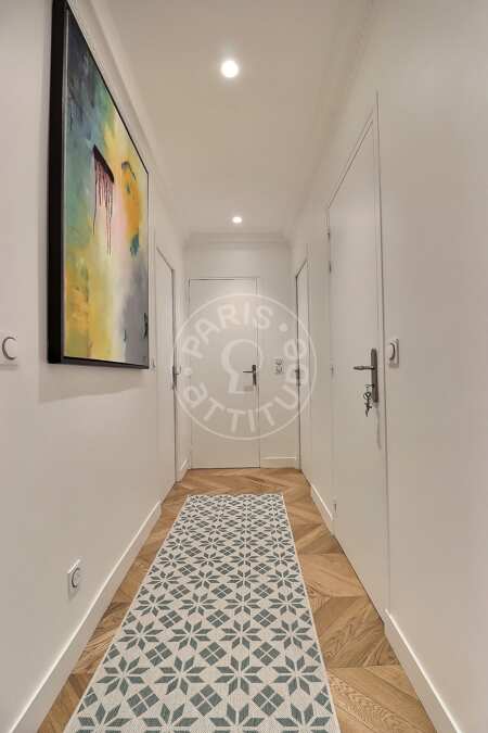 Entrée Appartement meublé - 79m² - 2 chambres - Wagram - Paris