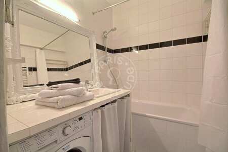 Baño Piso amueblado - 70m²  - 2 dormitorios - Moulin Rouge / Pigalle - París