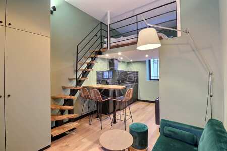 Living room Furnished studio alcove - 18m²  - Ecole Militaire / Unesco / Duroc - Paris