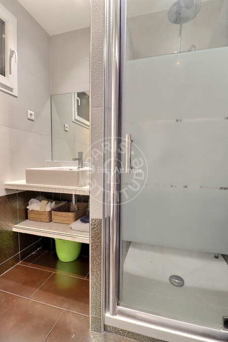 Salle de bain Appartement meublé - 64m²  - 2 chambres - Reuilly-Diderot - Paris