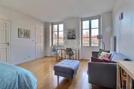 Living room Furnished studio - 35m²  - Ledru-Rollin - Paris