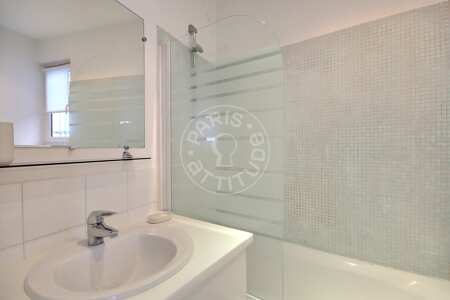 Bathroom Furnished studio - 23m²  - Montparnasse - Paris