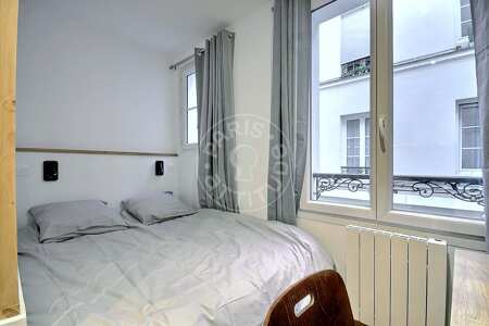 Camera da letto Mansardato arredato - 24m²  - Montmartre / Place des Abbesses - Parigi