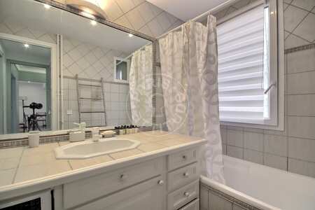 Casa de banho Apartamento mobilado - 72m²  - 2 quartos - Port Royal / Raspail - Paris