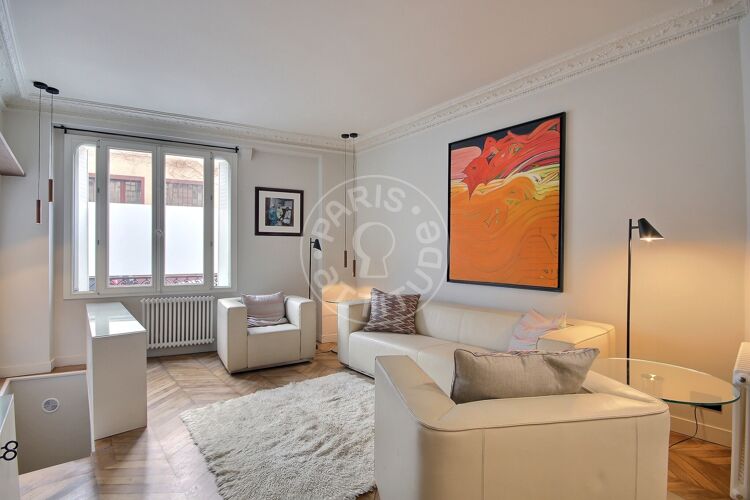 Living room - Furnished 2 bedrooms - Paris 75018 - 16727