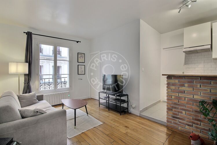 Salotto - 1 locale arredato - Parigi 75018 - 16736