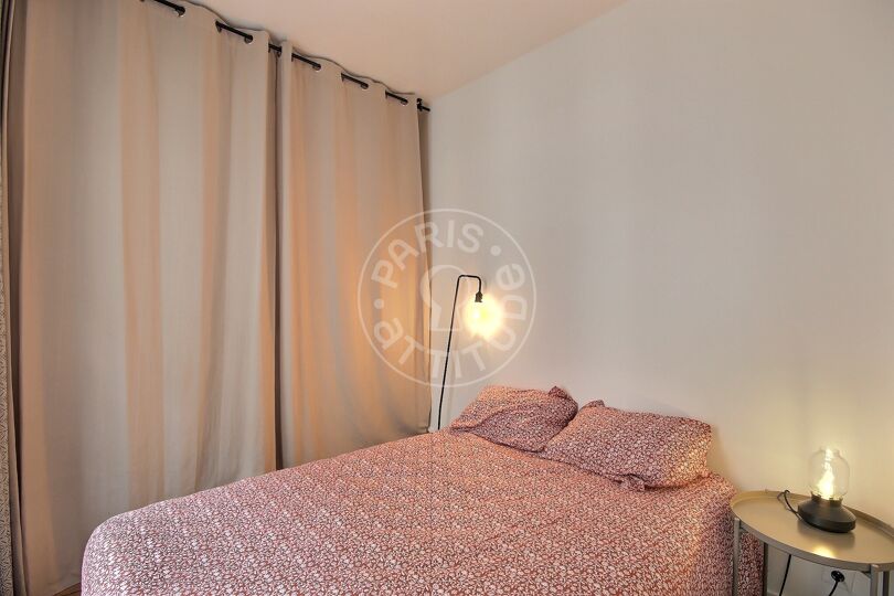 1 locale arredato - Parigi 75018 - 16736