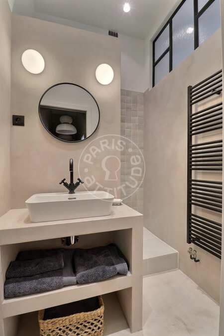 Salle de bain Appartement meublé - 59m²  - 1 chambre - La Muette / Bois de Boulogne - Paris