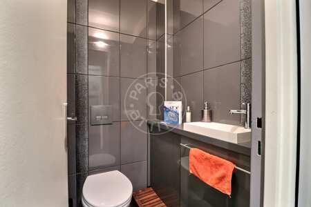 Toilet Furnished apartment - 79m²  - 2 bedrooms - Plaisance / Pernety - Paris