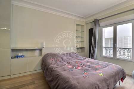 Schlafzimmer Möblierte wohnung - 78m²  - 2 Zimmer - Miromesnil - Paris