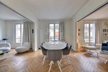 Dining room Furnished apartment - 77m²  - 1 bedroom - Bastille - Paris