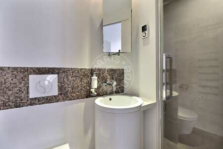 Salle de bain Appartement meublé - 35m²  - 1 chambre - Arts et Métiers - Paris